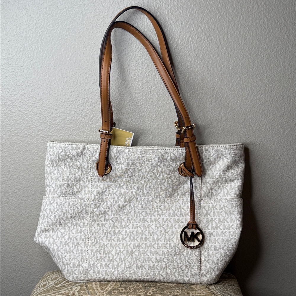Michael Kors Jet Set Cream and Brown Tote Bag Brand New WT